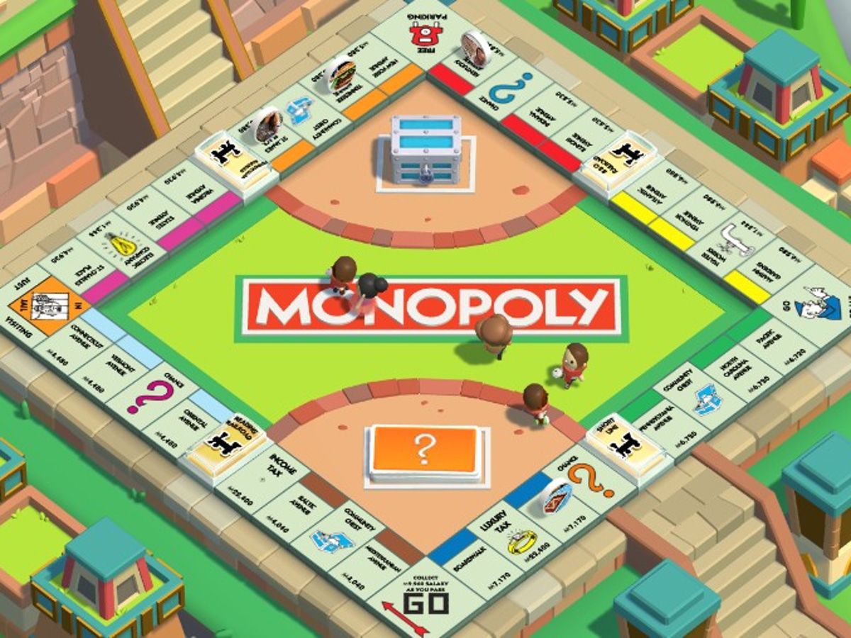 Monopoly Go (cờ tỷ phú online) là một trò chơi dạng board game dành cho nhiều người chơi trên nền tảng di động được ra mắt vào ngày 11 tháng 4 năm 2023. Kể từ đó, trò chơi đã kiếm được hơn 2 tỷ đô la, được tải xuống hơn 100 triệu lần và trở thành một trong những trò chơi điện tử phổ biến nhất trên thế giới. Nhưng để đạt được thành tích này, Scopely, studio đứng sau trò chơi bom tấn này đã chi gần 500 triệu đô la chỉ cho marketing. Con số này nhiều hơn cả số tiền Sony chi cho một số game lớn nhất của họ như Spider-Man 2 và The Last Of Us Part II. Bạn có thể không biết về Monopoly Go, một trò chơi di động được phát hành vào năm ngoái và lấy cảm hứng từ trò chơi board game kinh điển là cờ tỷ phú. Nhưng rất có thể là người quen nào đó của bạn đang chơi nó - có thể là bố mẹ, chú bác hoặc chị gái. Xét cho cùng, trò chơi này cực kỳ phổ biến với hơn 10 triệu người chơi hàng ngày. Theo một bài đăng gần đây của Scopely, chỉ trong ba tháng, nó đã kiếm được một tỷ đô la. Nhưng thành công kiểu đó không hề rẻ hoặc dễ dàng. Trong một bài viết gần đây của Game File thì phó chủ tịch cấp cao phụ trách phát hành của Scopely, Eric Wood, đã xác nhận rằng công ty đã chi gần 500 triệu đô la chỉ cho marketing và thu hút người dùng. Thậm chí con số đó còn chưa tính đến số tiền bỏ ra để phát triển trò chơi, mất đến bảy năm, theo Scopely. https://www.youtube.com/watch?v=cwfoZy3mNTI Để so sánh, các tài liệu tòa án được công bố với một số kiểm duyệt từ năm 2023 đã tiết lộ rằng The Last of Us Part II có giá phát triển khoảng 220 triệu đô la và Horizon Forbidden West có giá khoảng 212 triệu đô la. Chúng ta cũng biết thông qua các file bị hack và bị rò rỉ công khai rằng bom tấn thế giới mở của Insomniac, Spider-Man 2, có giá phát triển khoảng 300 triệu đô la sau khi vượt ngân sách. Ngoài các trò chơi do Sony sản xuất, ngân sách marketing của Monopoly Go thậm chí còn vượt quá các tựa game khổng lồ khác. Ví dụ, tổng ngân sách được báo cáo cho Cyberpunk 2077 và DLC của nó (cũng bao gồm chi phí marketing) là khoảng 440 triệu đô la, có thể ít hơn hoặc bằng số tiền mà studio của Monopoly Go chi cho quảng cáo và tuyển dụng người dùng. Đây là một lời nhắc nhở thú vị rằng phát triển game mobile không hề dễ dàng hay rẻ. Mặc dù rất nhiều nhà phát hành trò chơi điện tử lớn đã cố gắng chuyển mình từ game console sang game mobile. Nhưng họ hiếm khi thành công và không chỉ vì chi phí tham gia lĩnh vực này quá đắt. Theo bài phỏng vấn của Game File, cần rất nhiều công sức để tạo ra một trò chơi khiến mọi người quay trở lại hàng ngày và cung cấp cho họ những cách để "đánh bại" hệ thống riêng của trò chơi. Nó cho phép họ cảm thấy như họ đang chiến thắng khi thực tế (như mọi khi) chính nhà cái mới là kẻ chiến thắng. 