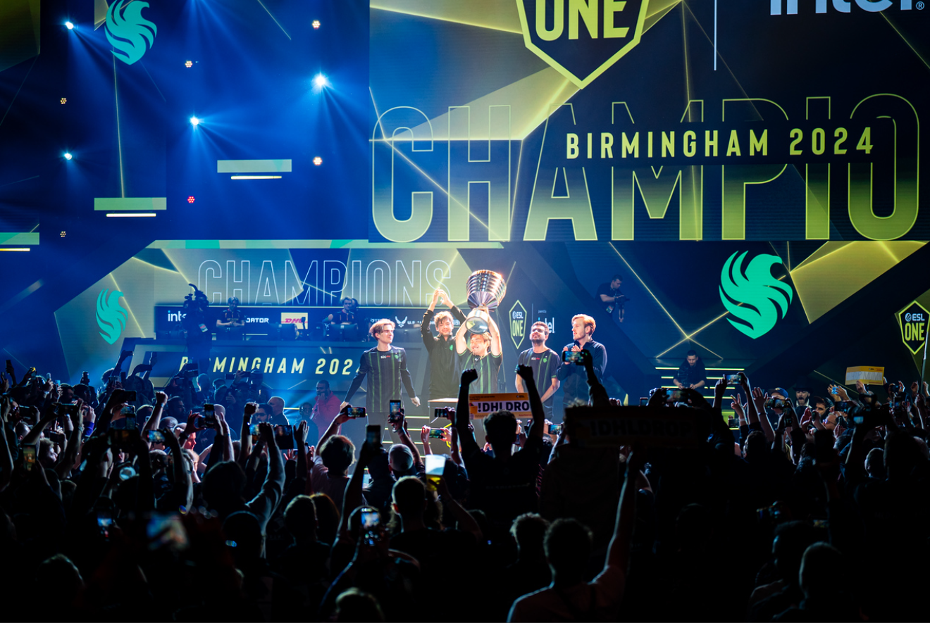 Falcons thống trị Dota 2, hân hoan nâng cúp ESL One Birmingham - Gamelade