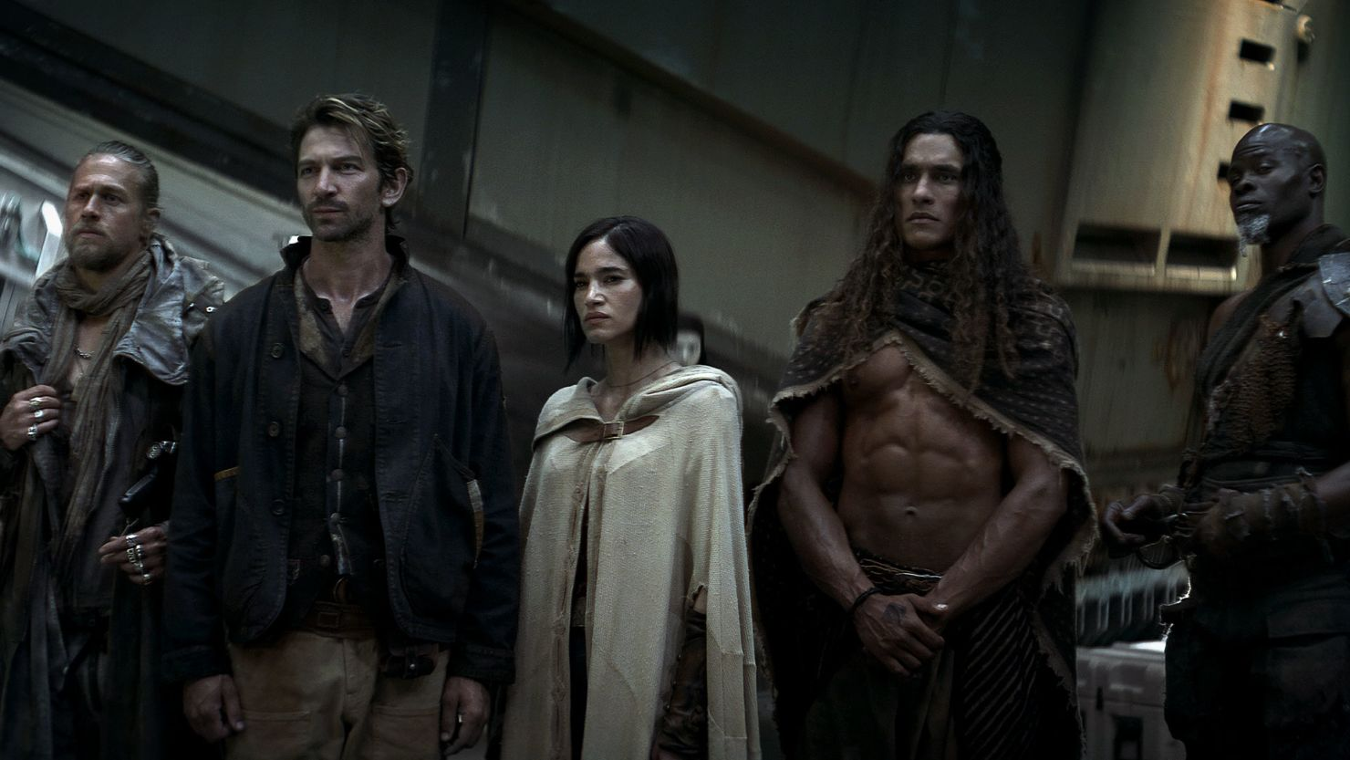 Zack Snyder hứa hẹn rằng bản cut của Rebel Moon sẽ có nhiều cảnh bạo lực và người lớn