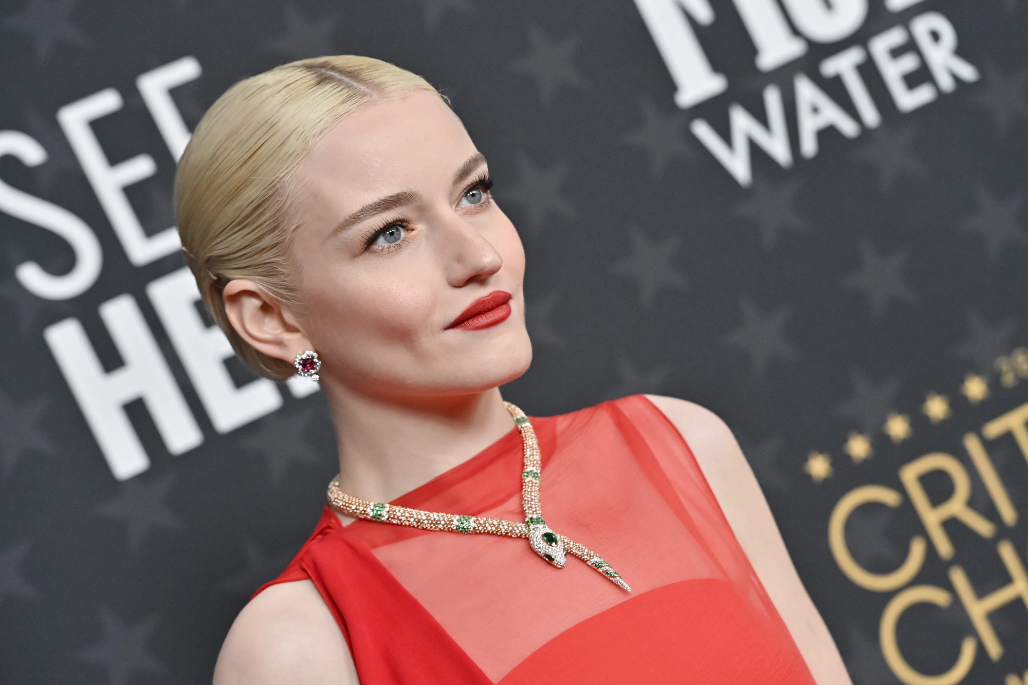Silver Surfer trong phim Fantastic 4 của MCU sẽ là nữ và do Julia Garner thủ vai