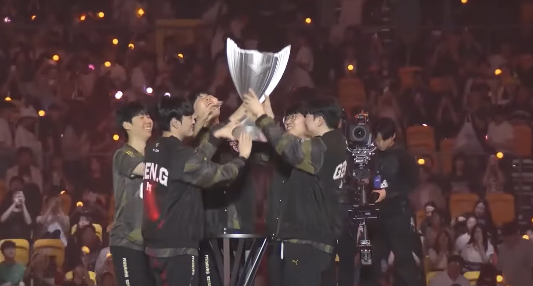 T1 gục ngã trước Gen.G vì sai lầm trong trận chung kết LCK Mùa Xuân 2024 - Gamelade