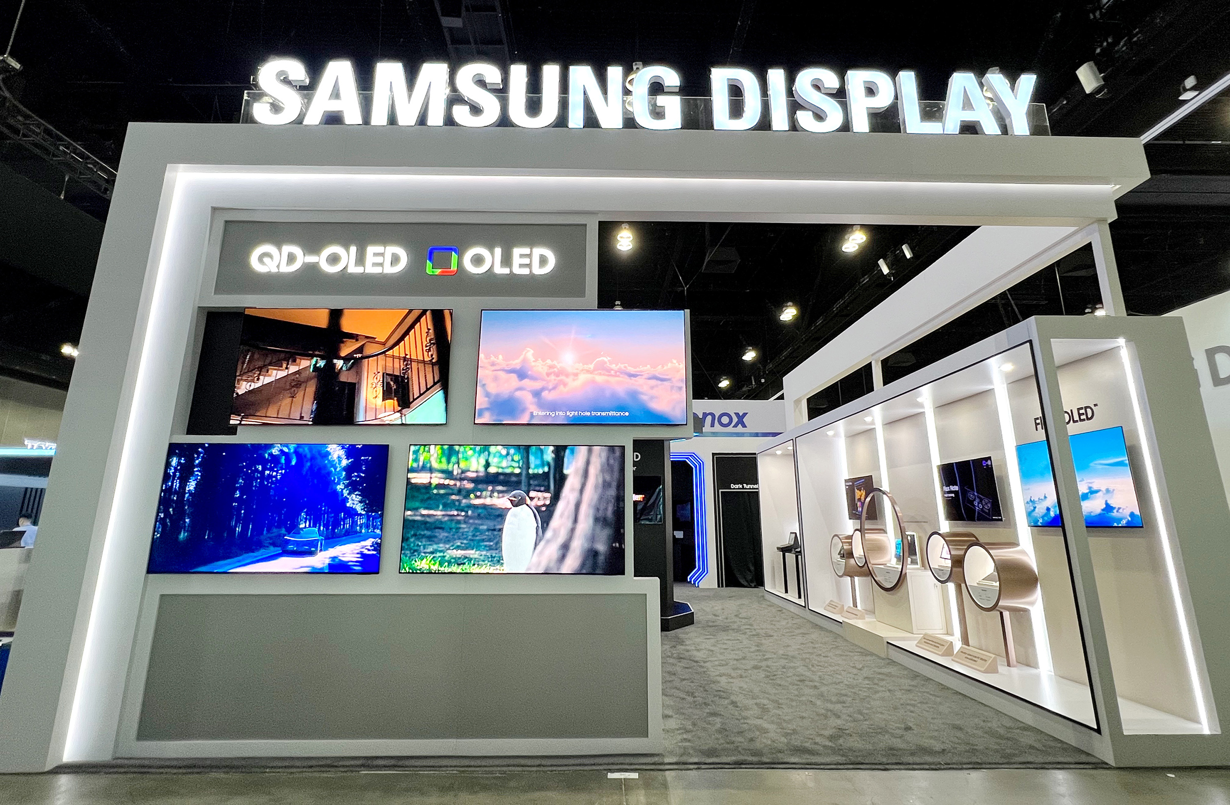 Nhân viên Samsung bị yêu cầu làm việc 64 giờ một tuần