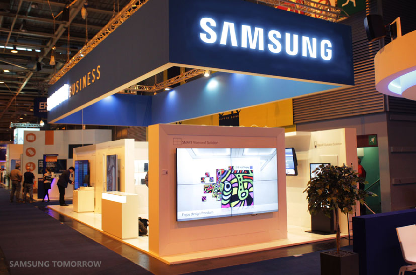 Nhân viên Samsung bị yêu cầu làm việc 64 giờ một tuần