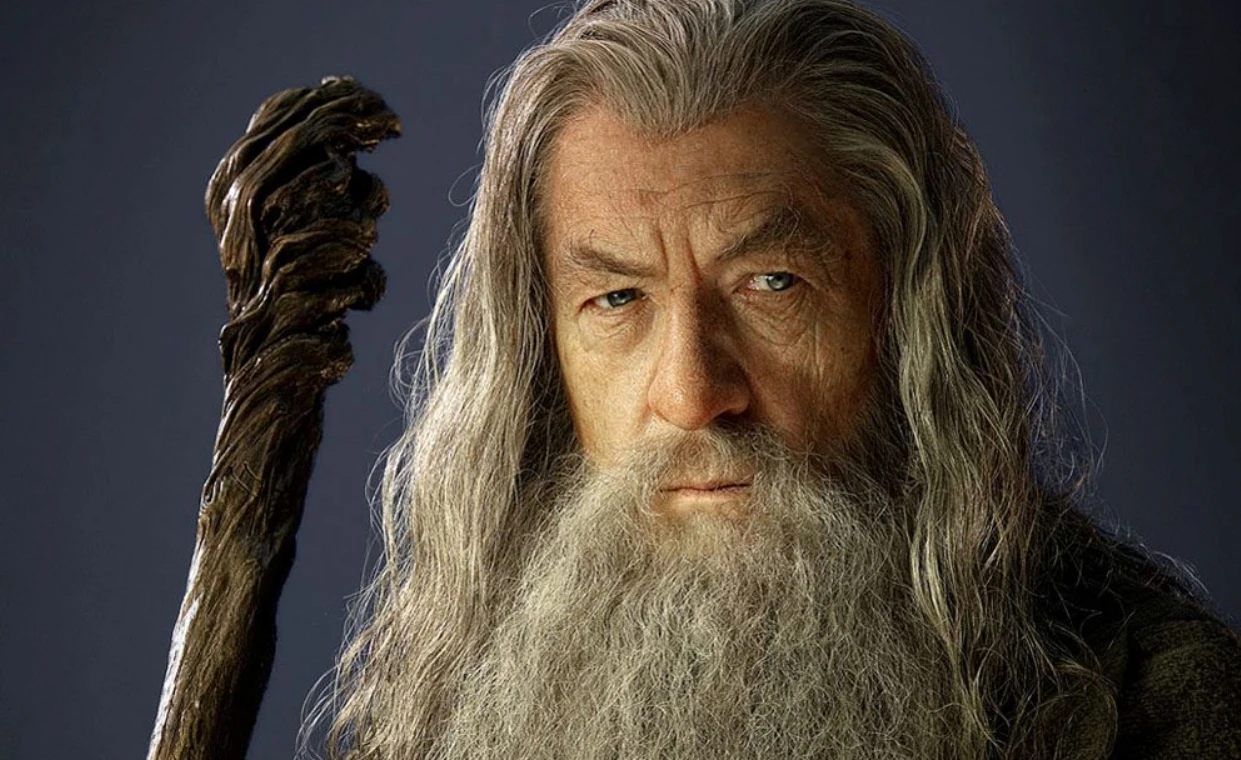Ian McKellen cho biết sẵn sàng trở lại đóng Gandalf trong phim Chúa Nhẫn mới