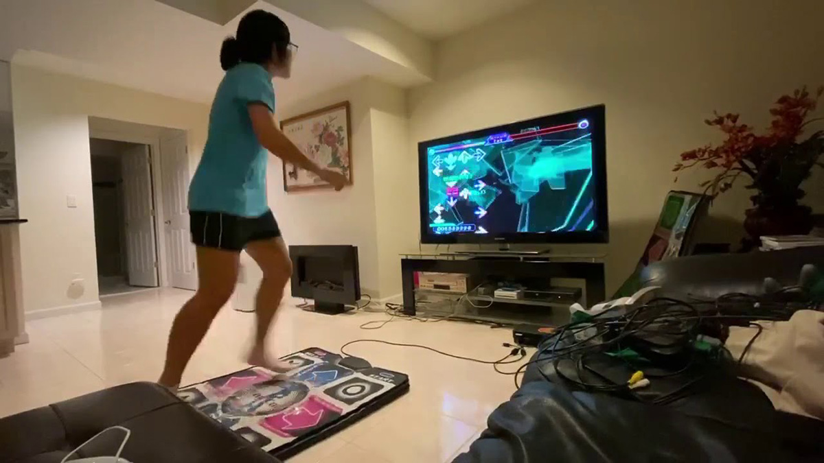 Game thủ tâm huyết dùng thảm nhảy DDR để săn Pokemon hiếm