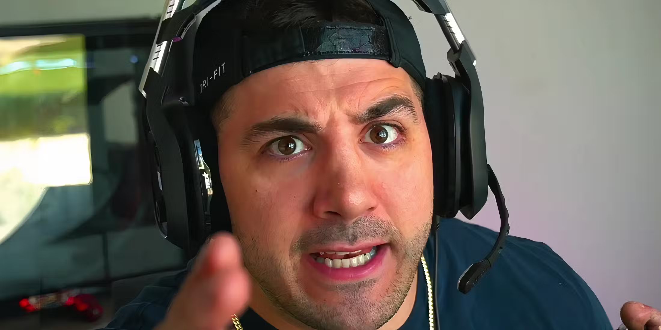 Twitch dỡ bỏ lệnh cấm cho Streamer Nickmercs