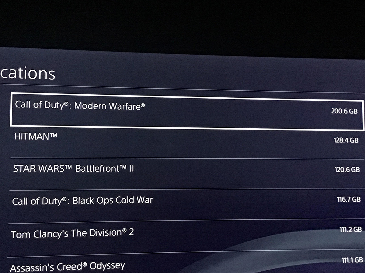 Người chơi Call of Duty sắp thoát khỏi ác mộng cài đặt 200GB