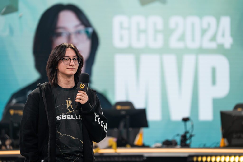 Apeks ký hợp đồng với tuyển thủ Valorant cho mùa giải VCT 2025 - Gamelade
