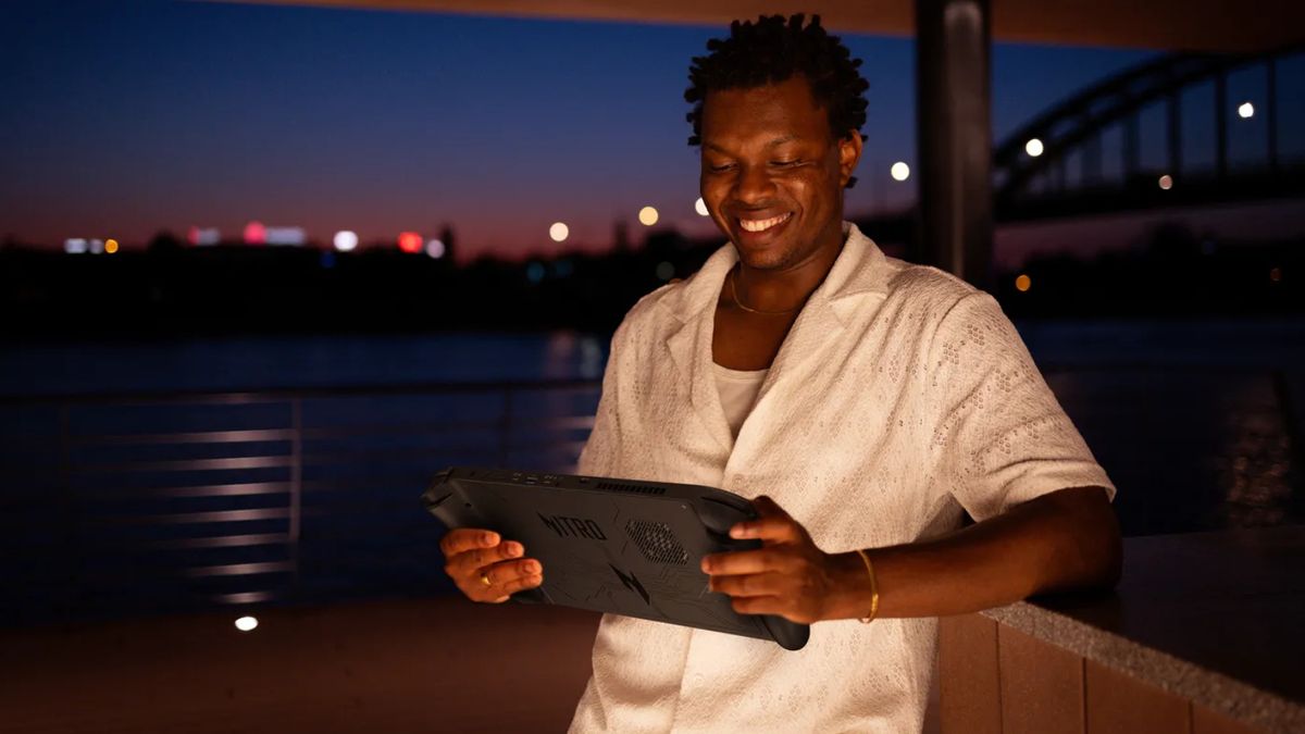 Quên Nintendo Switch đi! Acer Nitro Blaze 11 mới là "ông vua" về kích thước - Gamelade