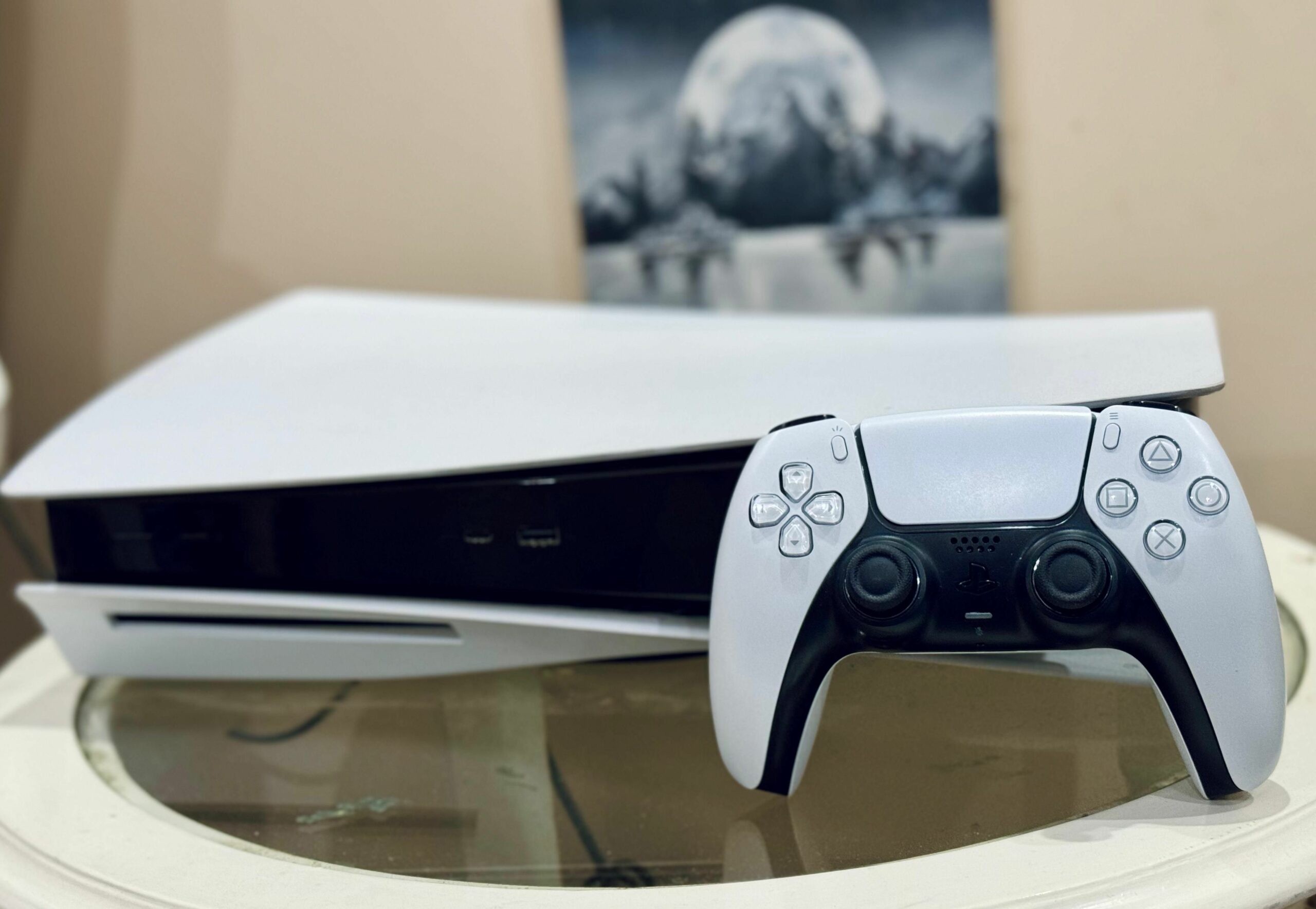 Sony quyết tâm không tăng giá Playstation 5 bất chấp thuế quan của Donald Trump - Gamelade