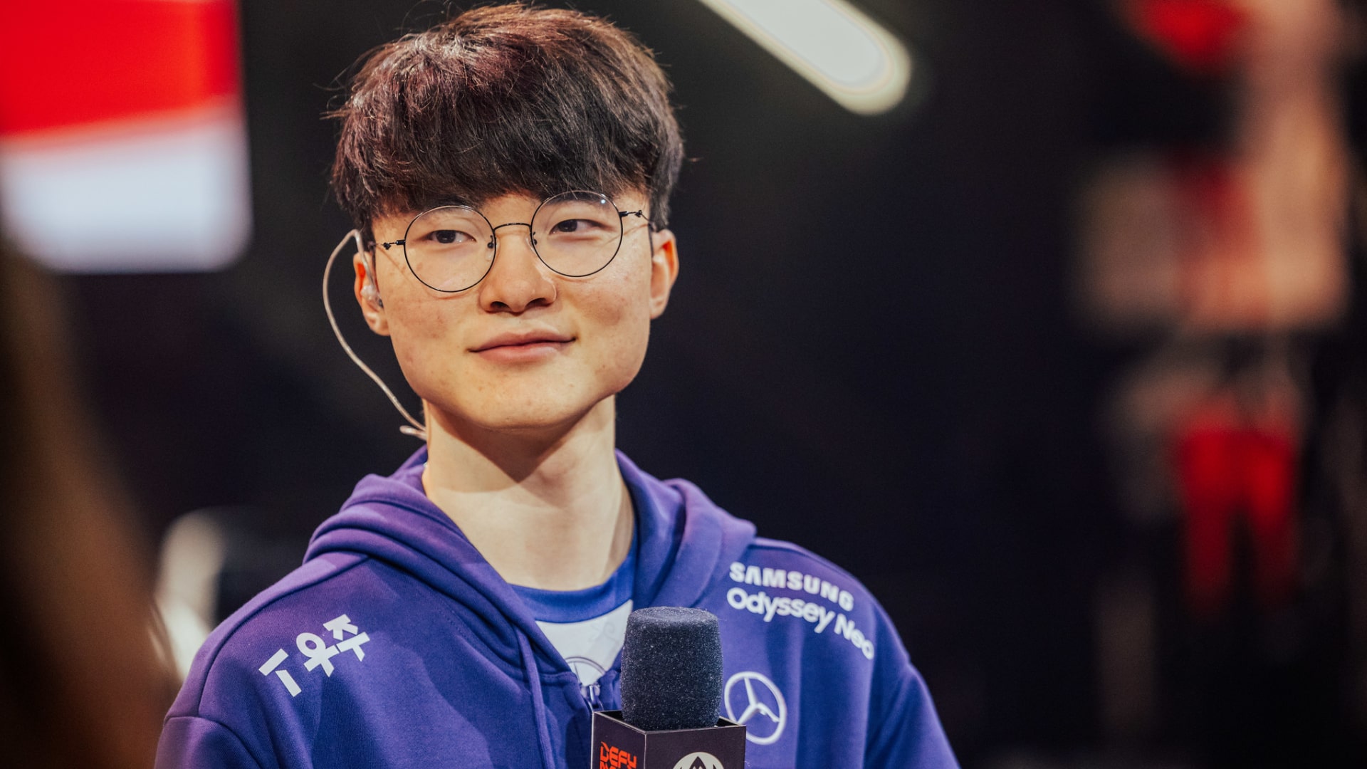 Faker thừa nhận mình không biết rõ về cốt truyện của LMHT-gamelade