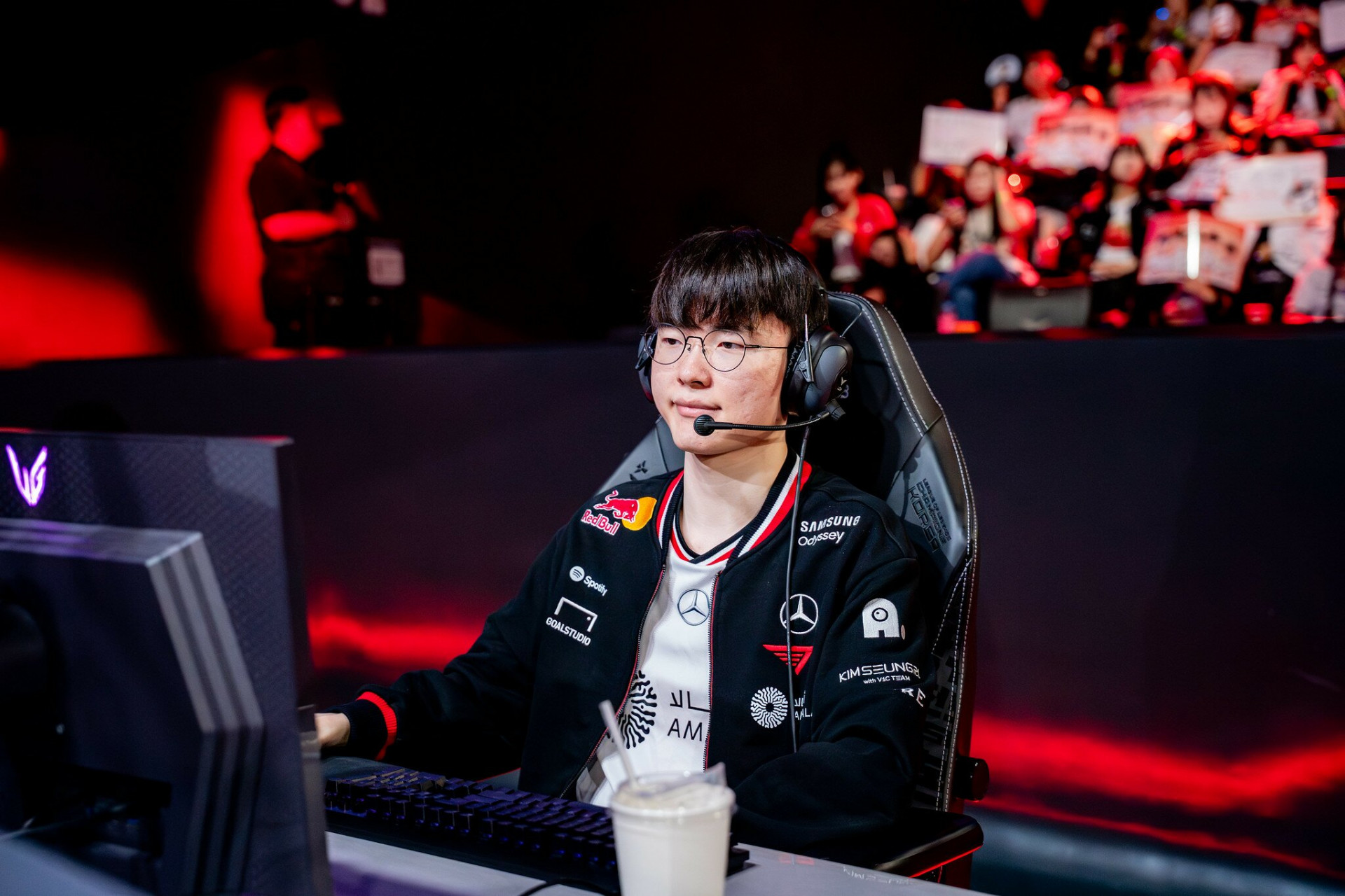 Faker là tuyển thủ tham dự CKTG nhiều nhất lịch sử LMHT-gamelade