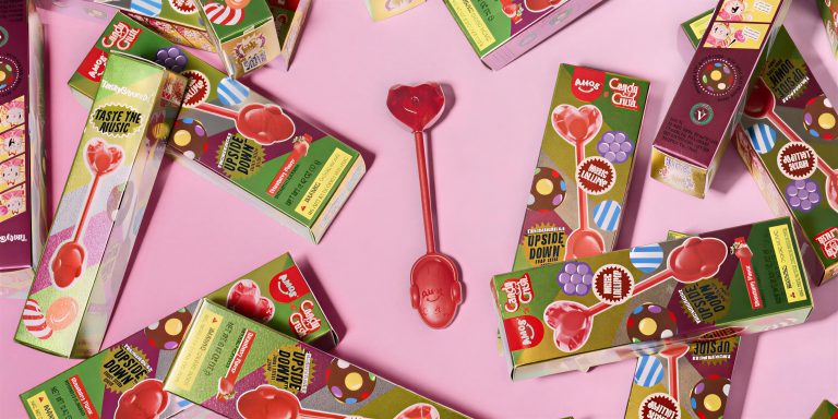 Candy Crush ra mắt loại kẹo mút 'biết' thưởng thức âm nhạc - Gamelade