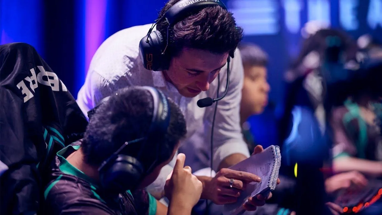 Tính năng Coach voice sẽ được áp dụng tại LCK và LCP mùa giải 2026-gamelade