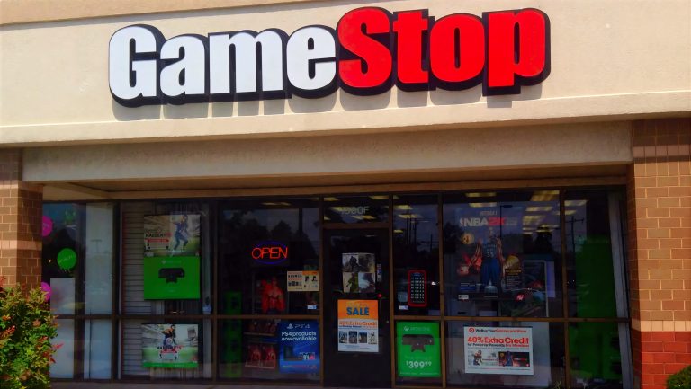 Chi mạnh tay cho thẻ Pokémon, GameStop không ngần ngại lên án các tài khoản mạng xã hội thiếu thiện chí - Gamelade