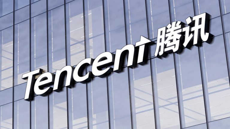 Tencent đứng trước nguy cơ đối mặt lệnh trừng phạt từ tổng thống Donald Trump-gamelade