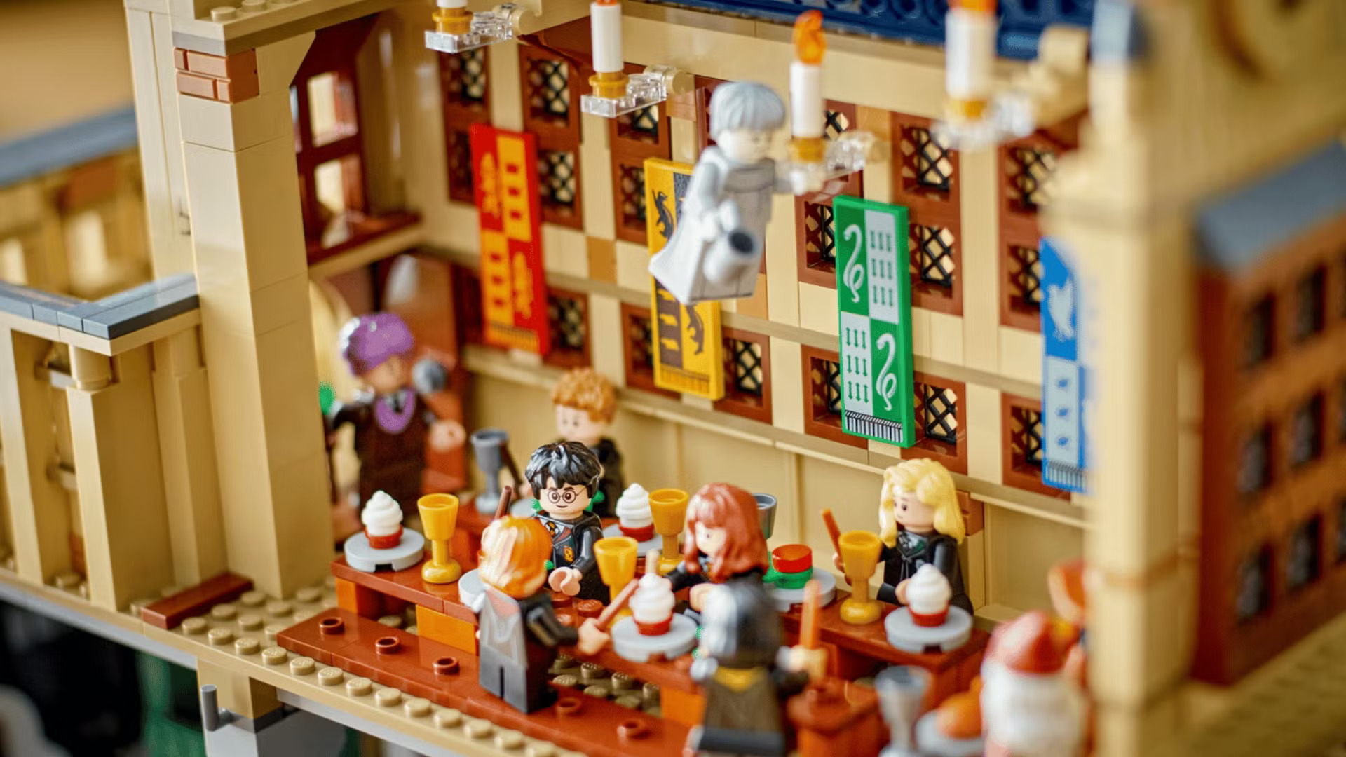Người đàn ông Texas lĩnh 45 năm tù vì đường dây trộm hơn 200 bộ LEGO tại nhiều bang - Gamelade