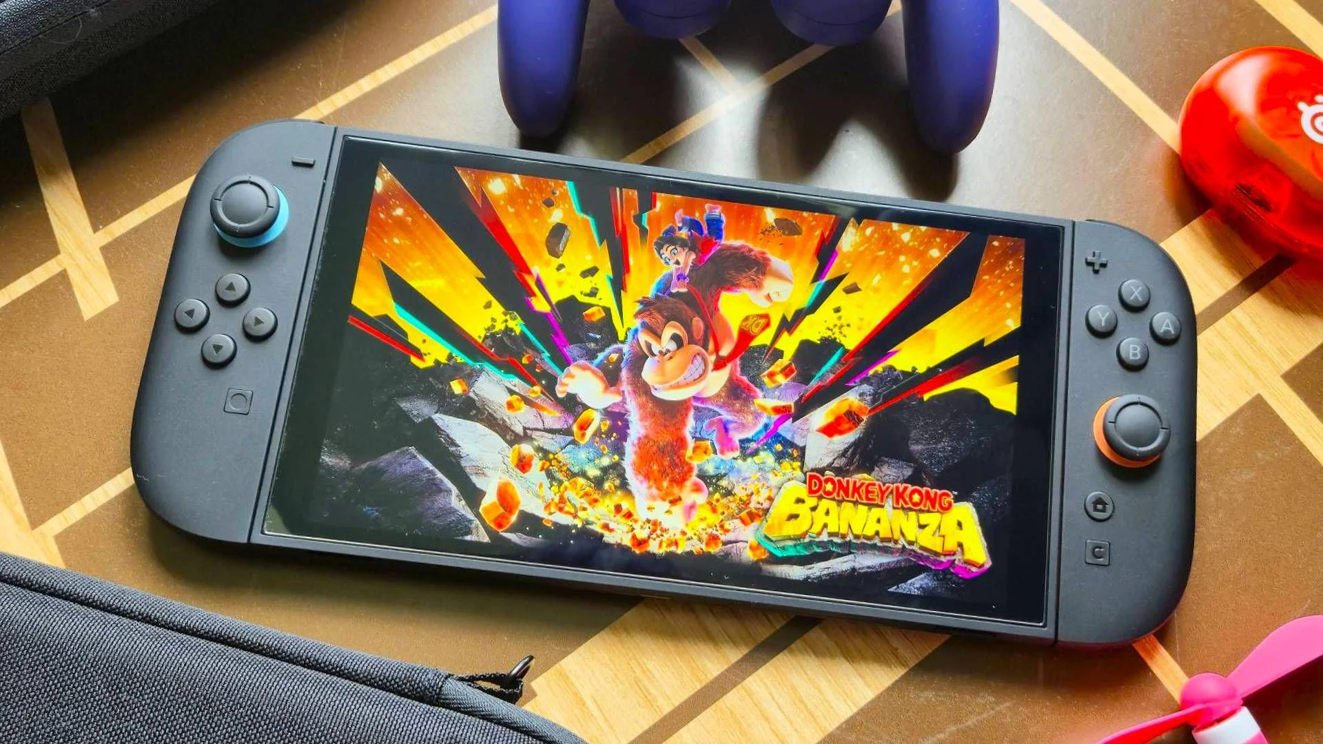 Nintendo tiếp tục mạnh tay trấn áp nạn đầu cơ máy Switch 2-gamelade