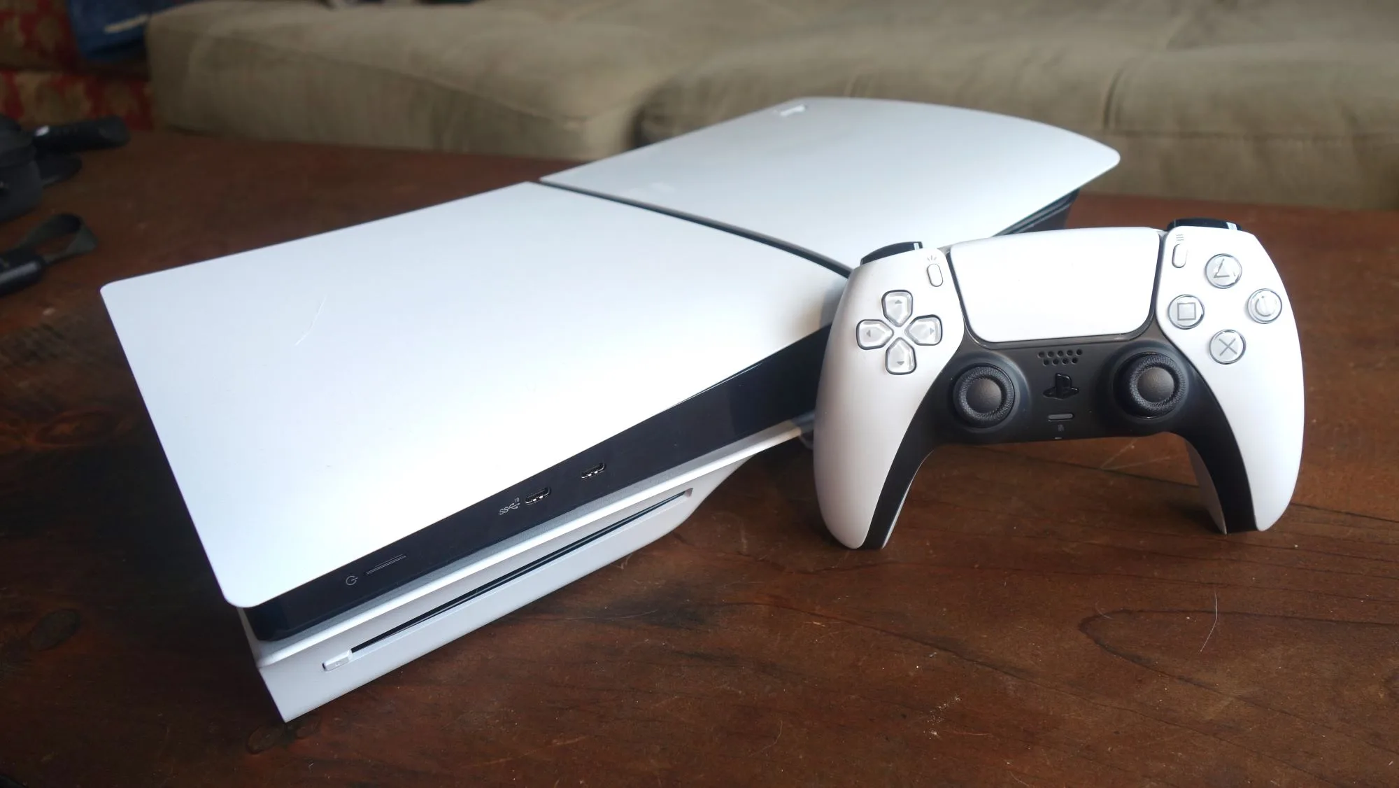 Doanh số PS5 tại Mỹ chạm đ&aacute;y kỷ lục -gamelade