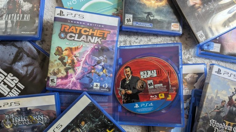 Hơn 85% game thủ phản đối quyết định khai tử đĩa game vật lý của Sony-gamelade