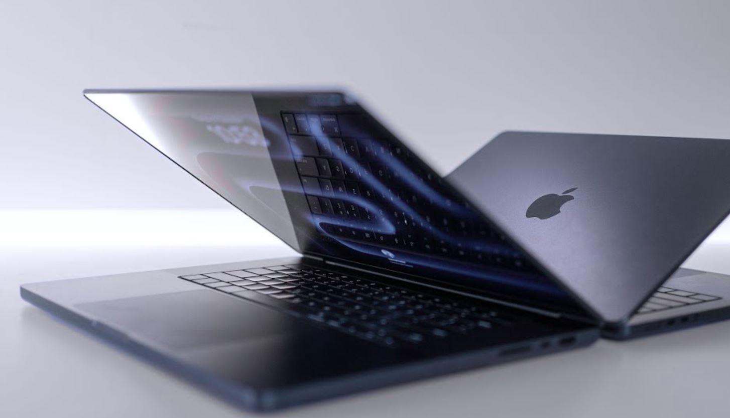 Hàng trăm chiếc MacBook Pro bất ngờ bị đem đi tiêu hủy giữa tâm bão giá linh kiện-gamelade