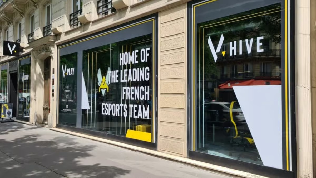 Trụ sở của Team Vitality tại Paris bị cướp phá giữa làn sóng bạo loạn - Gamelade